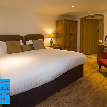 Oxwich Bay Hotel Суонзи Екстериор снимка