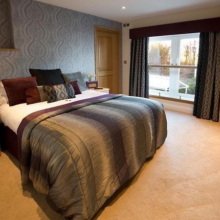 Oxwich Bay Hotel Суонзи Екстериор снимка