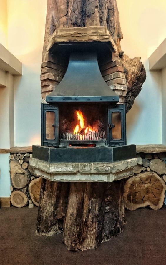 Oxwich Bay Hotel Суонзи Екстериор снимка