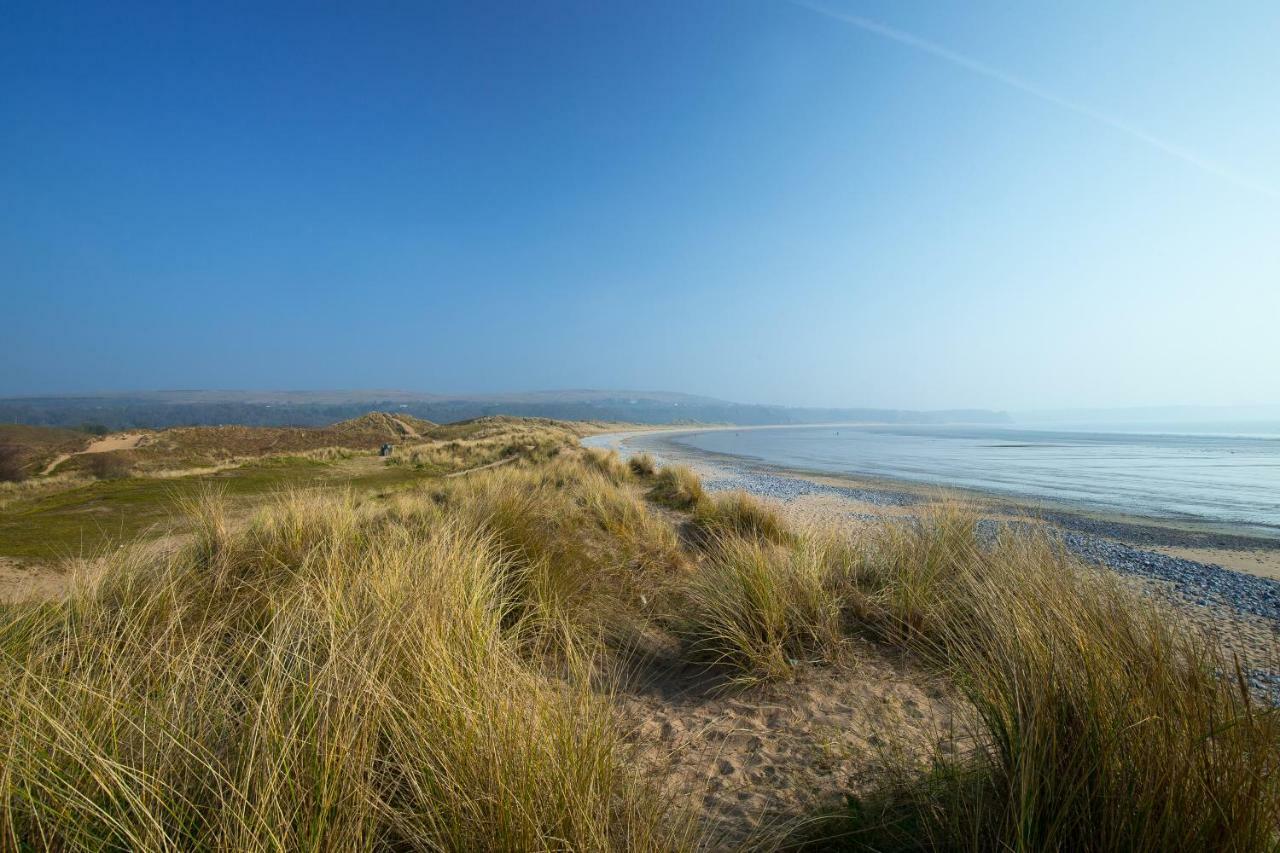Oxwich Bay Hotel Суонзи Екстериор снимка