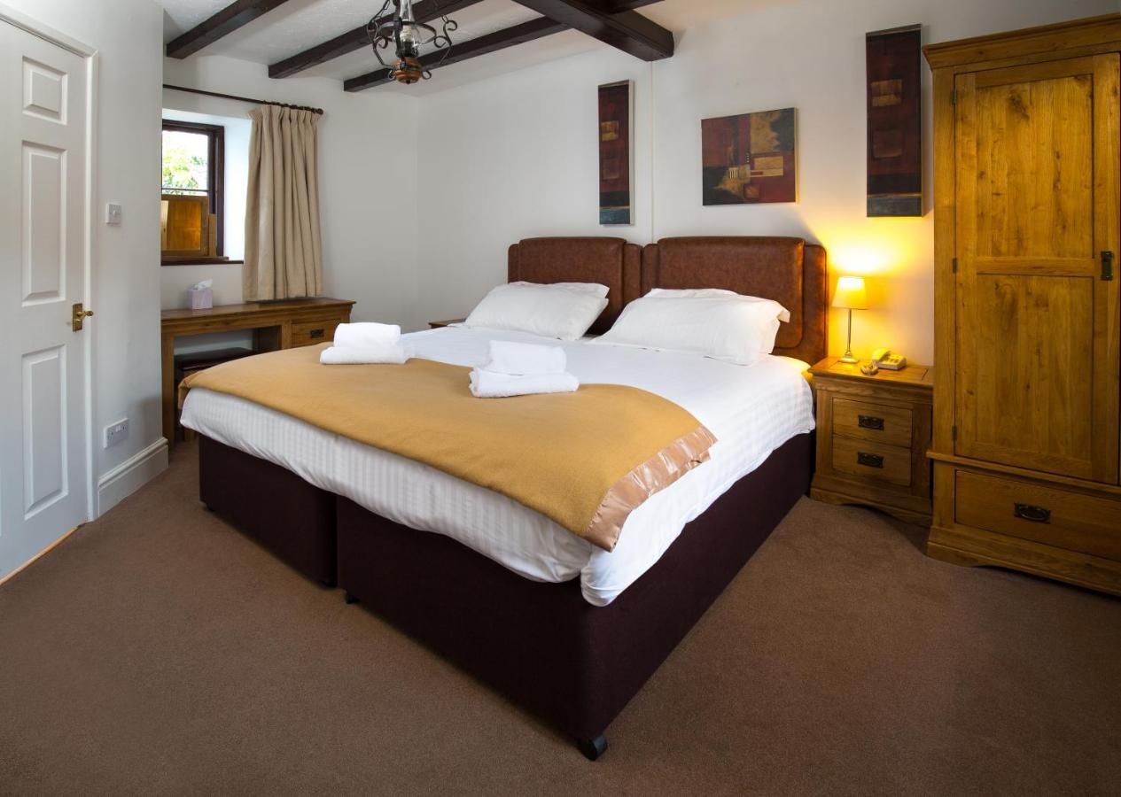 Oxwich Bay Hotel Суонзи Екстериор снимка