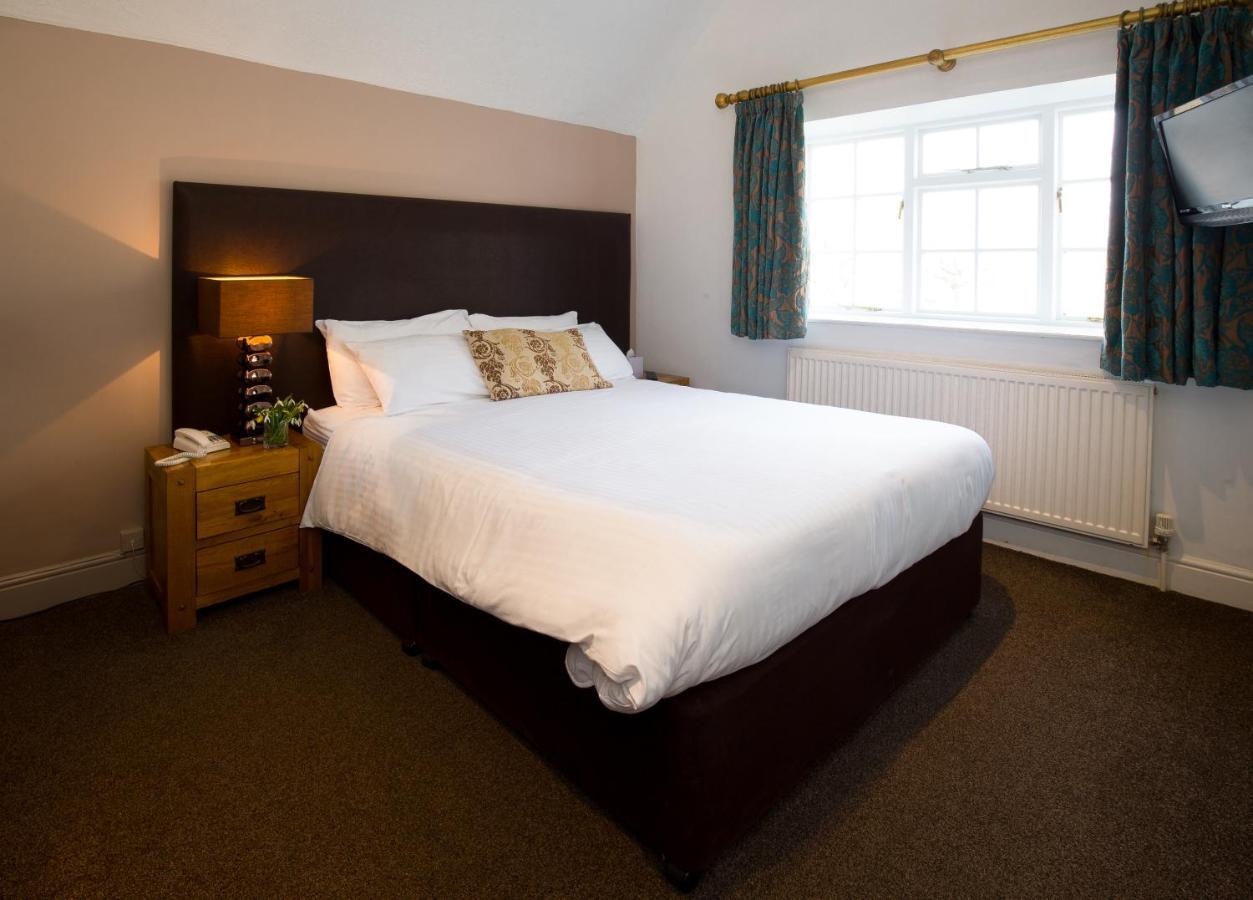 Oxwich Bay Hotel Суонзи Екстериор снимка