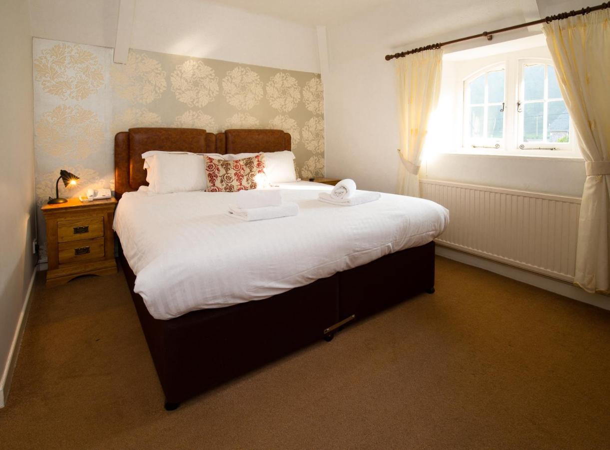 Oxwich Bay Hotel Суонзи Екстериор снимка