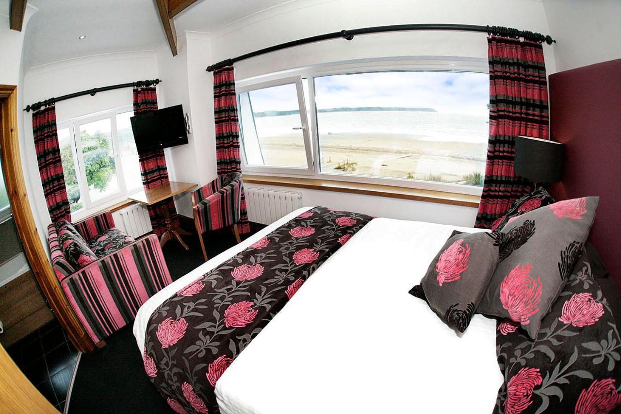 Oxwich Bay Hotel Суонзи Екстериор снимка